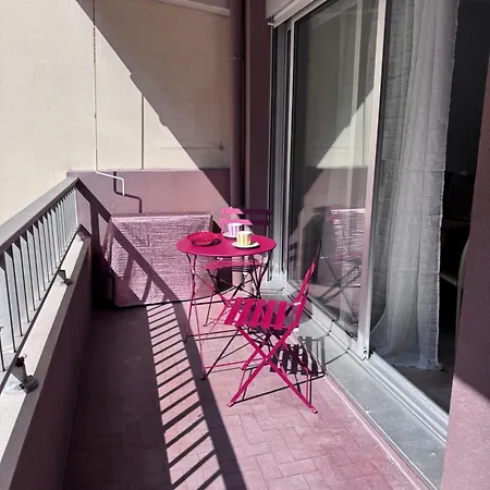 Le Nid Douillet Du Carre D'or Apartman Antibes