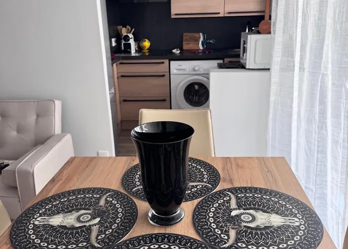 Le Nid Douillet Du Carre D'or Apartamento Antibes
